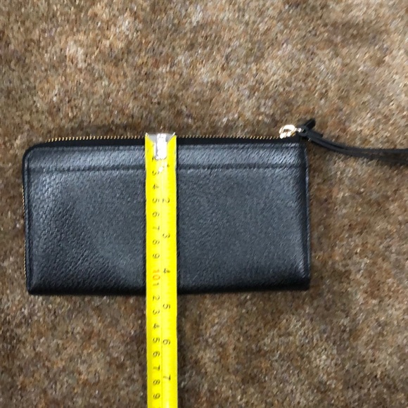 Kate Spade Wallet - Picture 4 of 6